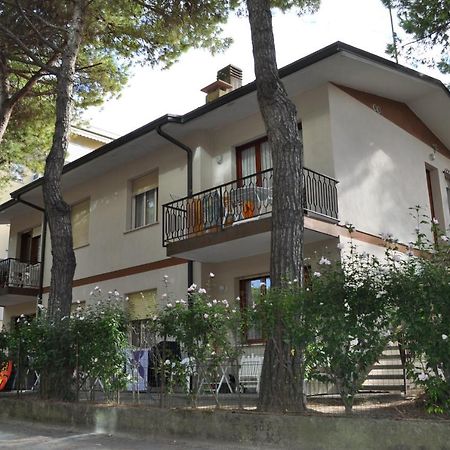 Ville Giusi, Maria E Campiello Bibione Exteriör bild