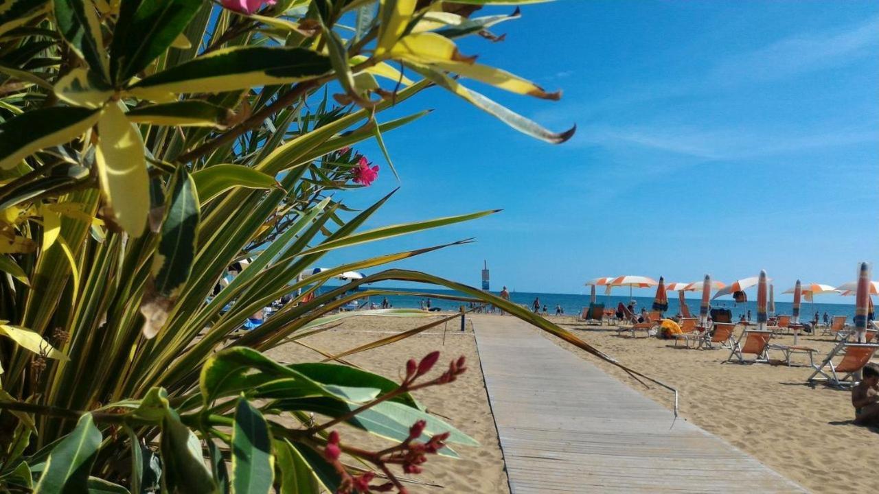Ville Giusi, Maria E Campiello Bibione Exteriör bild